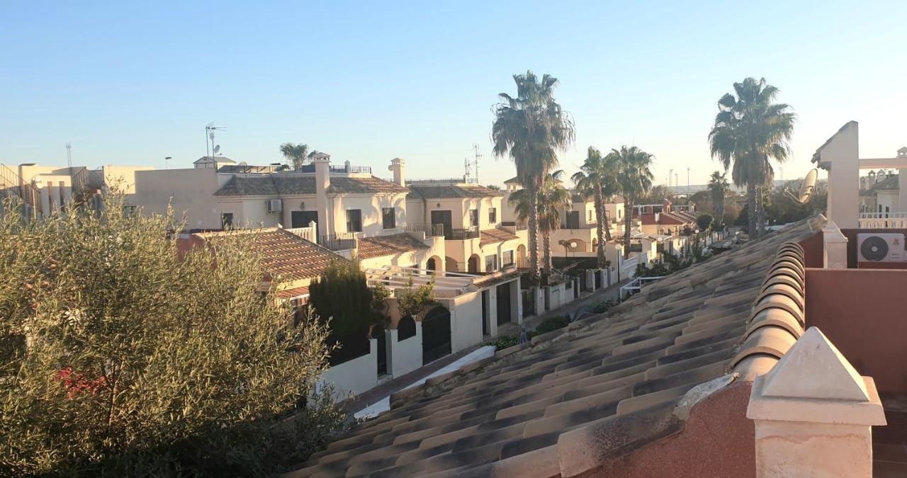 Arco Mediterraneo Chalet Independiente Torrevieja Exterior foto